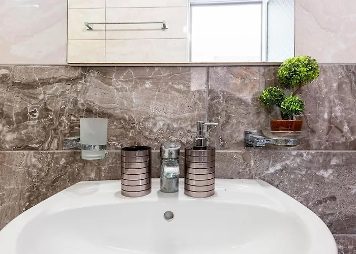 Potam'sea Bliss 5 - Front, Sun Beds & Parking * Himarë