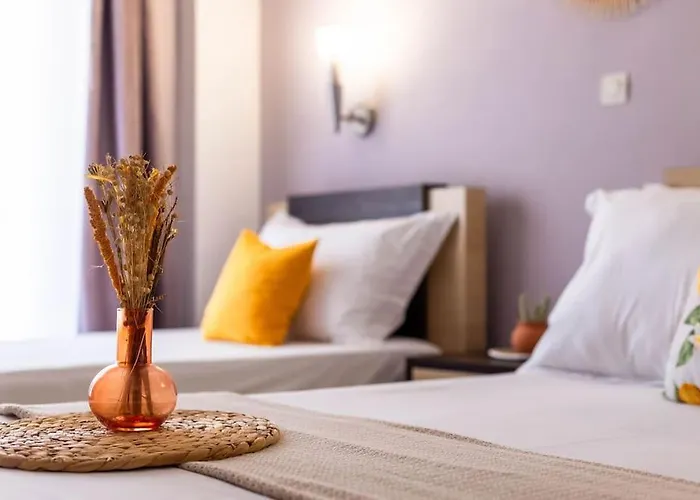 Potam'sea Bliss 5 - Front, Sun Beds & Parking