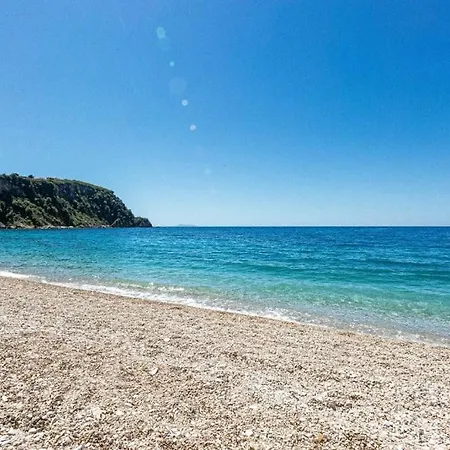 Potam'sea Bliss 5 - Front, Sun Beds & Parking